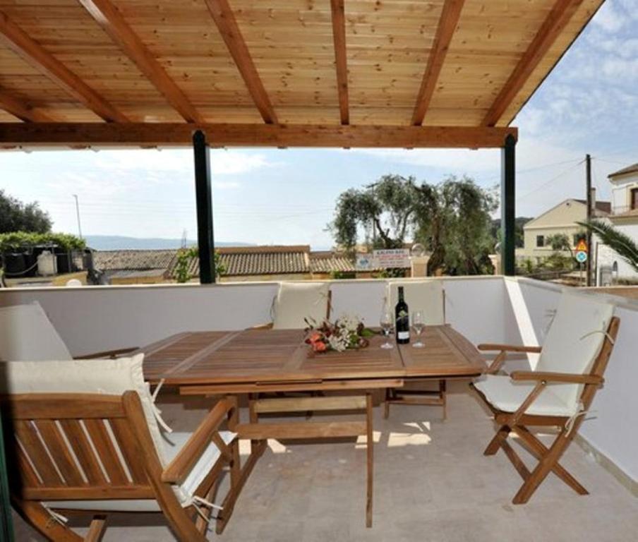 Votsalo Pool Apts Каламі Номер фото